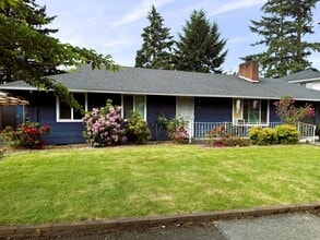 Building Photo - 16811 SE Francis St