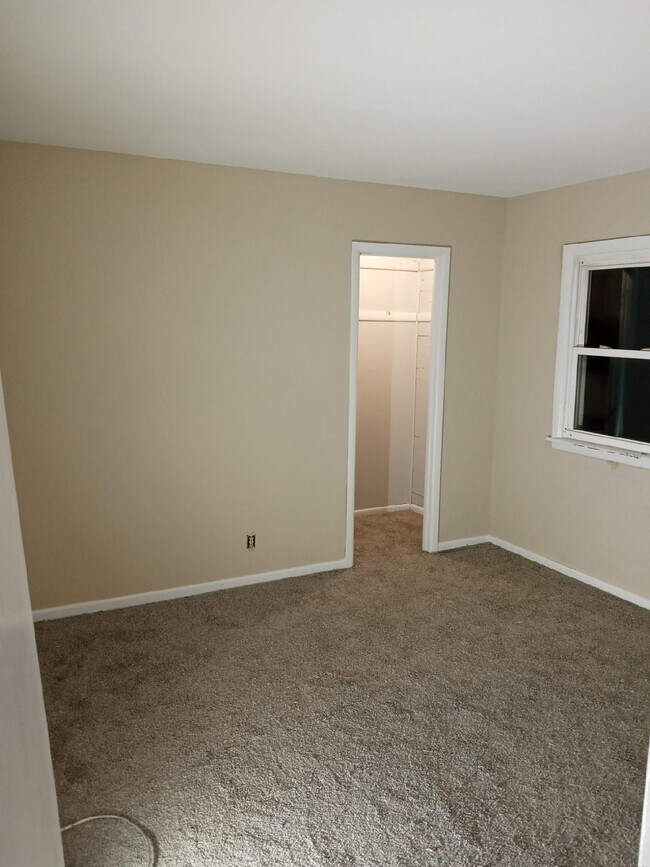Bedroom 2 - 2209 N North Ave