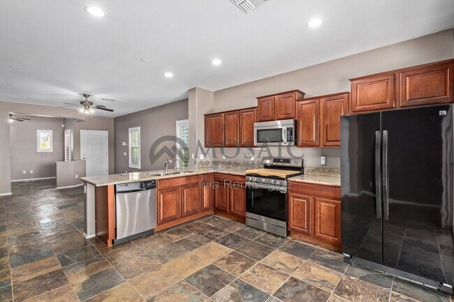 Building Photo - 2327 N Pecos Dr