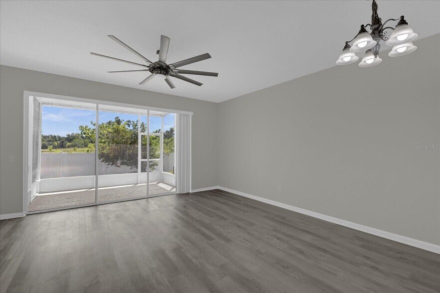 Building Photo - 4500 SW 52nd Cir