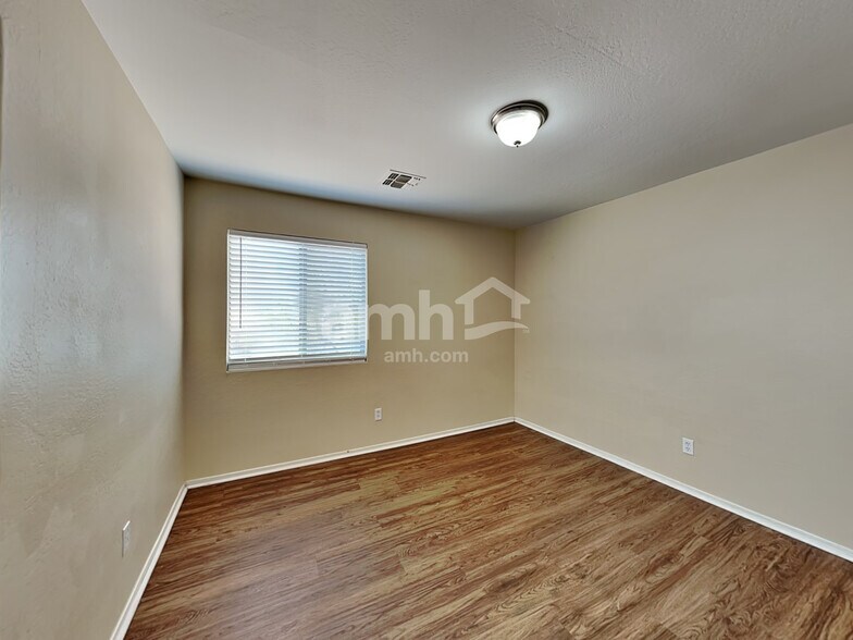 Building Photo - 8506 W Miami St