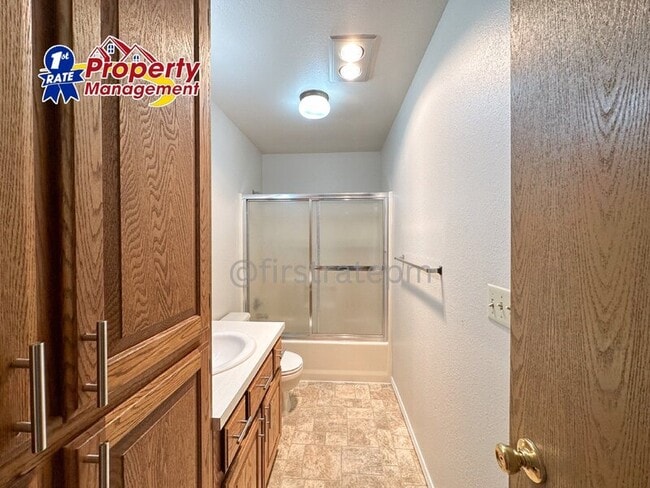 Building Photo - 7590 W Camas St