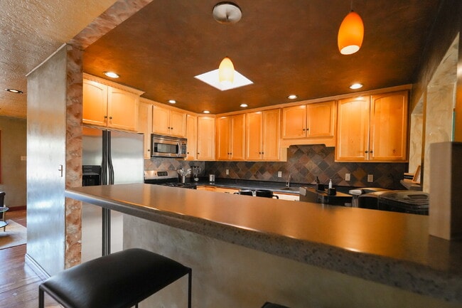 Building Photo - A New Mexico Charm Executive Rental — A Stay Made Simple