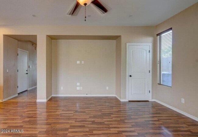 Building Photo - 15339 N 145th Ave