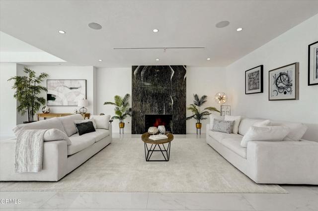 Building Photo - 4423 Bergamo Dr