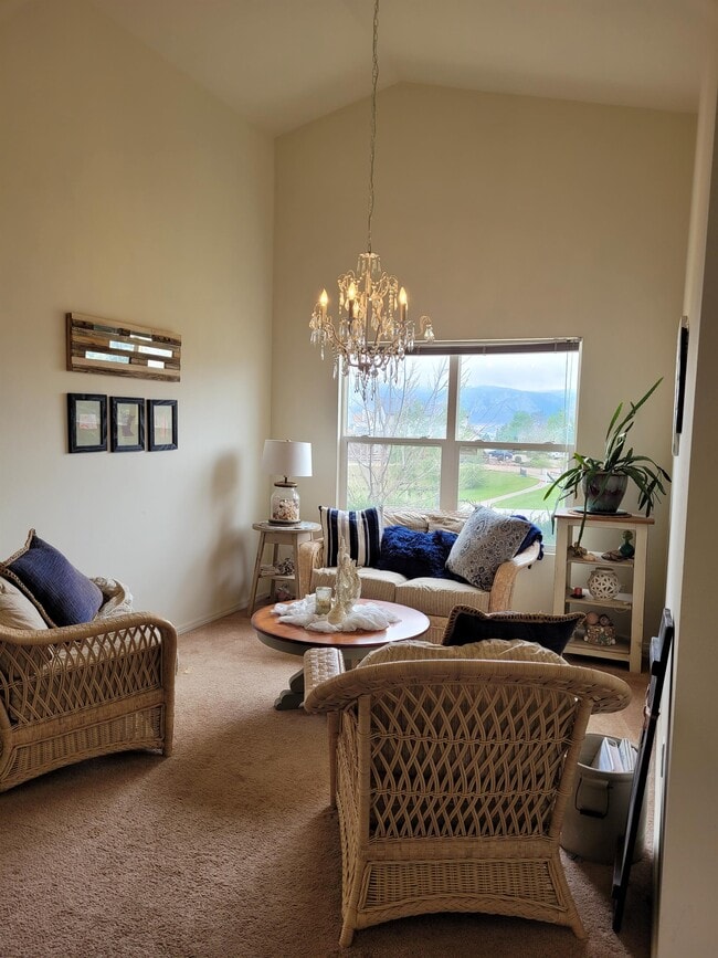 Building Photo - 97 Misty Creek Dr