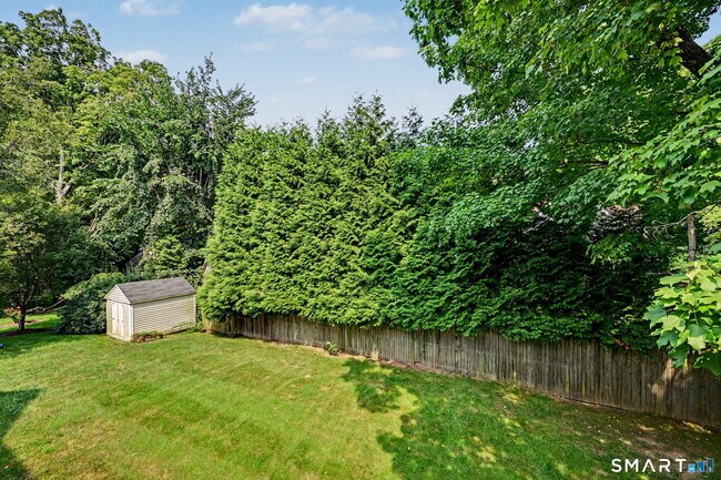 Building Photo - 1 Silvermine Rdg