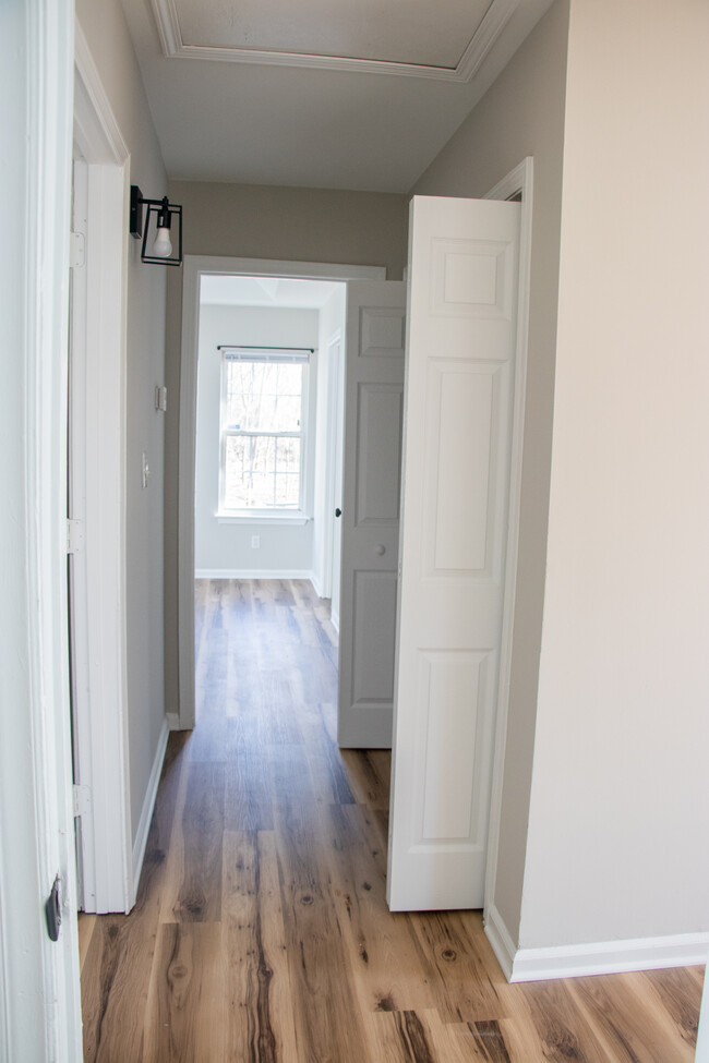 Hallway includes, bathroom, washer dryer, straight ahead is master bedroom, - 3225 Lasalle St