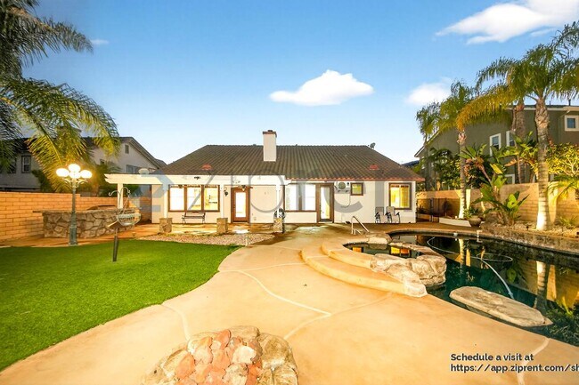 Building Photo - 1485 Clearview Cir