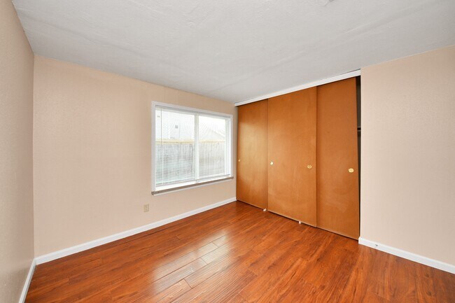 Building Photo - 12707 Corona Ln