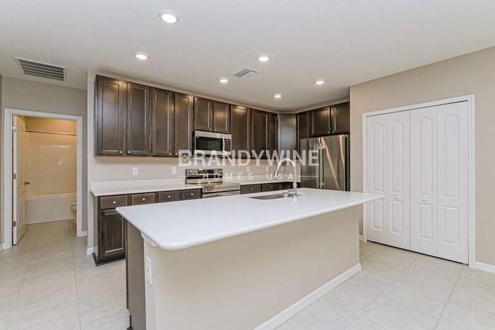 Building Photo - 11279 Redgate St