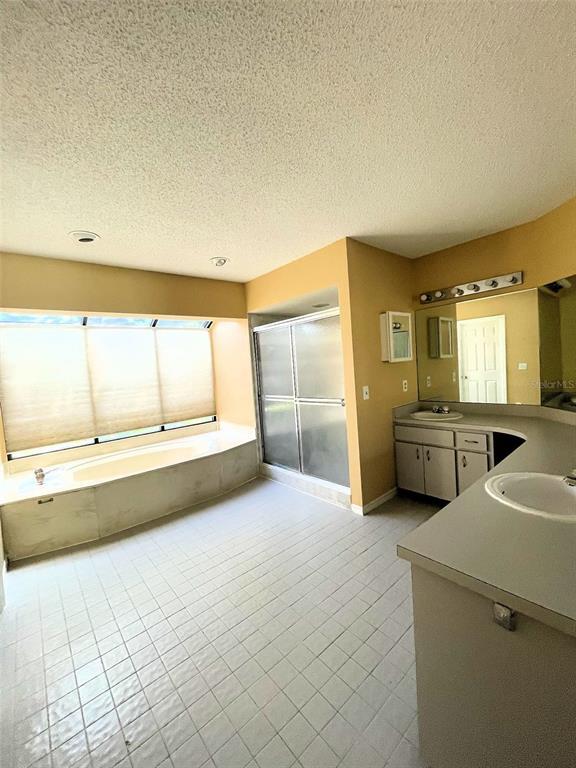 Building Photo - 4431 Real Ct