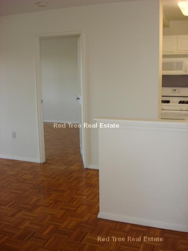 Building Photo - 185 Freeman St