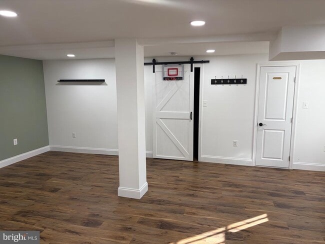 Building Photo - 1806 Johnson Rd