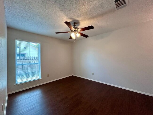 Building Photo - 12232 Tyson Cove