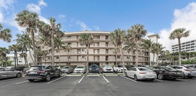 Building Photo - 3605 S Ocean Blvd