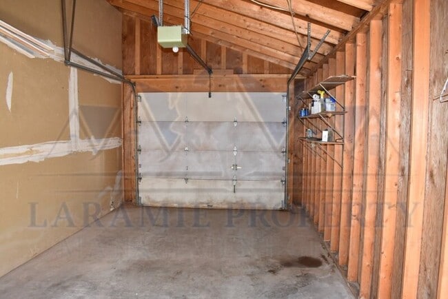 Building Photo - 1366 N 19th St