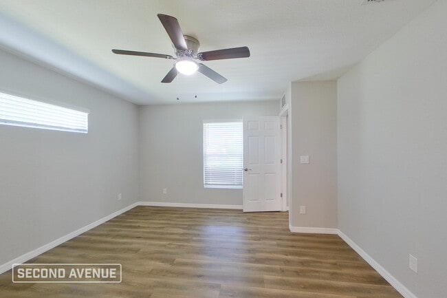 Building Photo - 3502 19th St SW