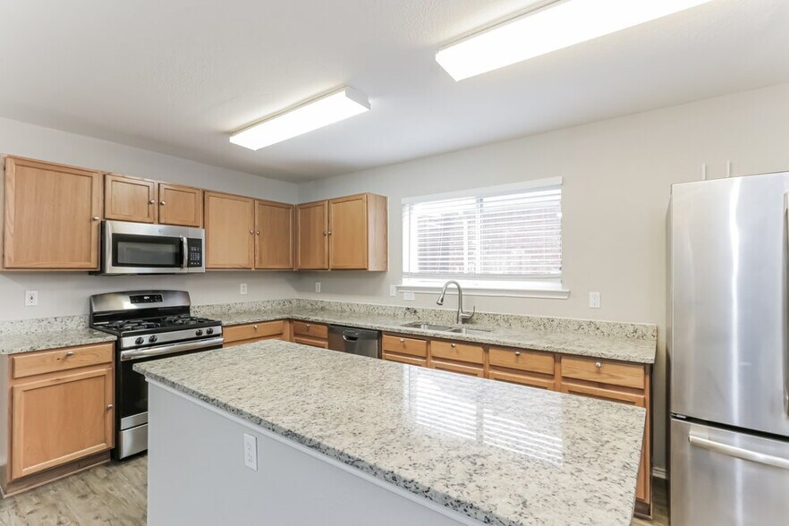 Building Photo - 2133 Pecan Creek Dr