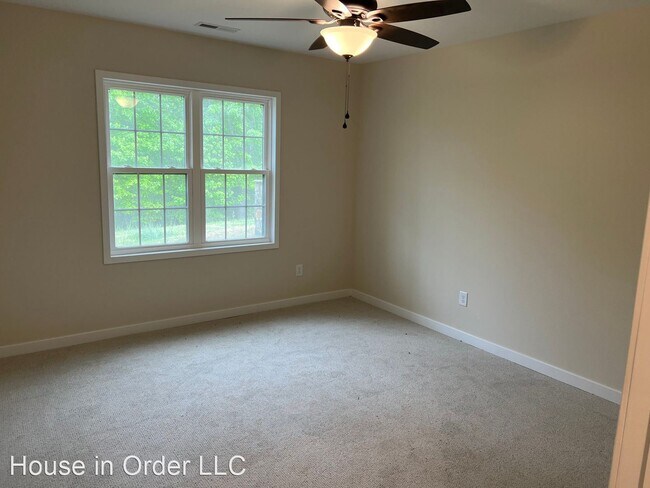 Building Photo - 3 br, 2.5 bath House - 78 Grace Estates Dr