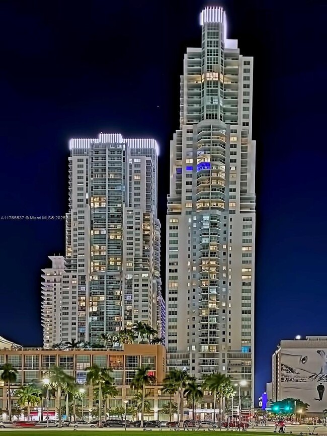 Building Photo - 244 Biscayne Blvd