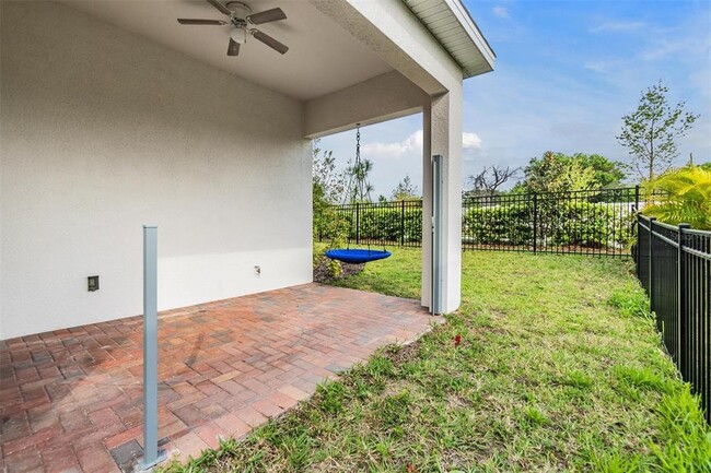 Building Photo - 5547 Del Coronado Dr