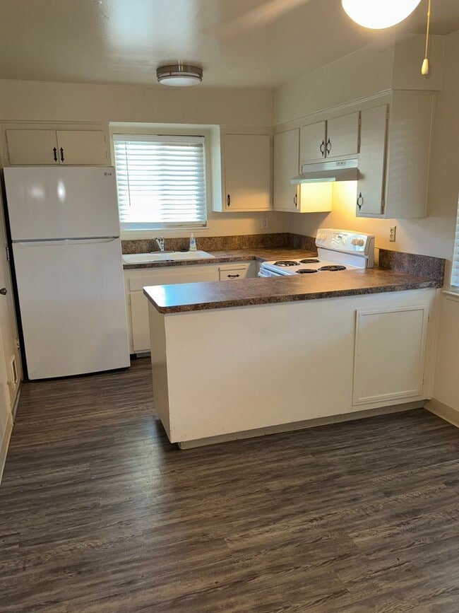 Building Photo - 8001 San Cosme Dr