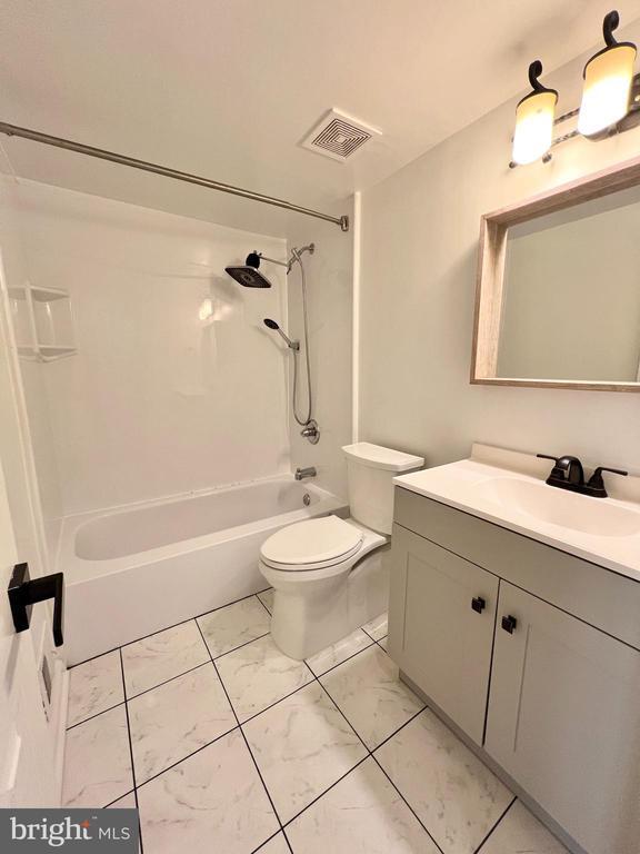 Building Photo - 13734 Moccasin Ct