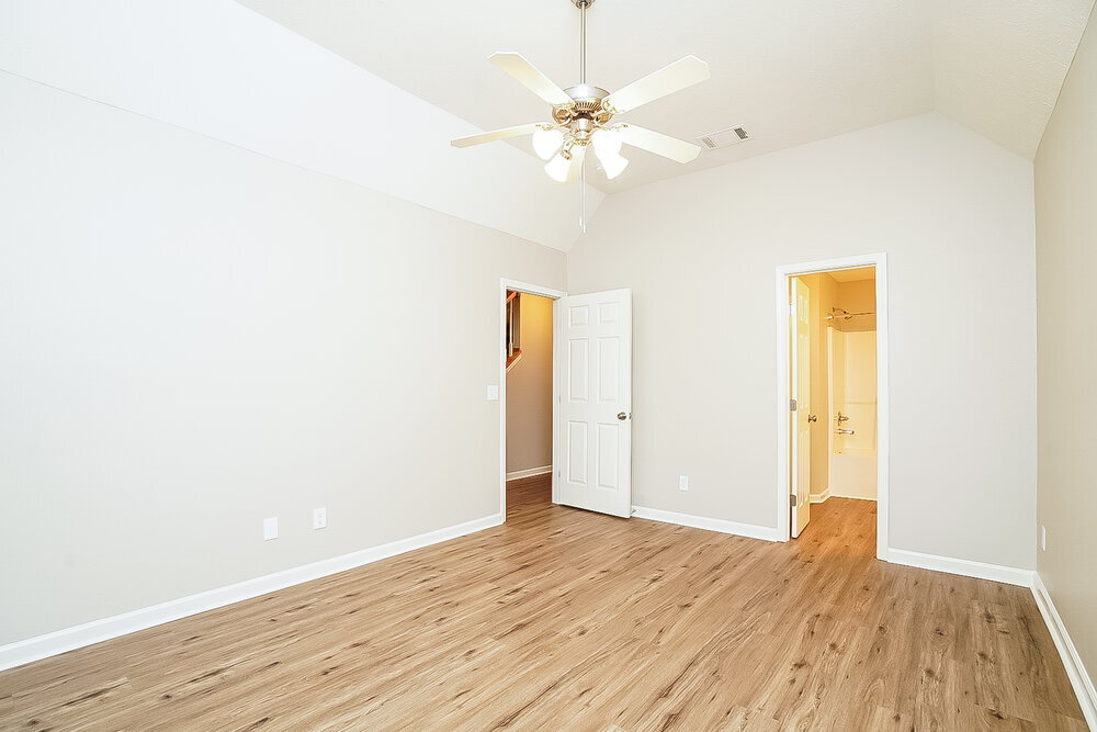 Building Photo - 152 Dreville Dr