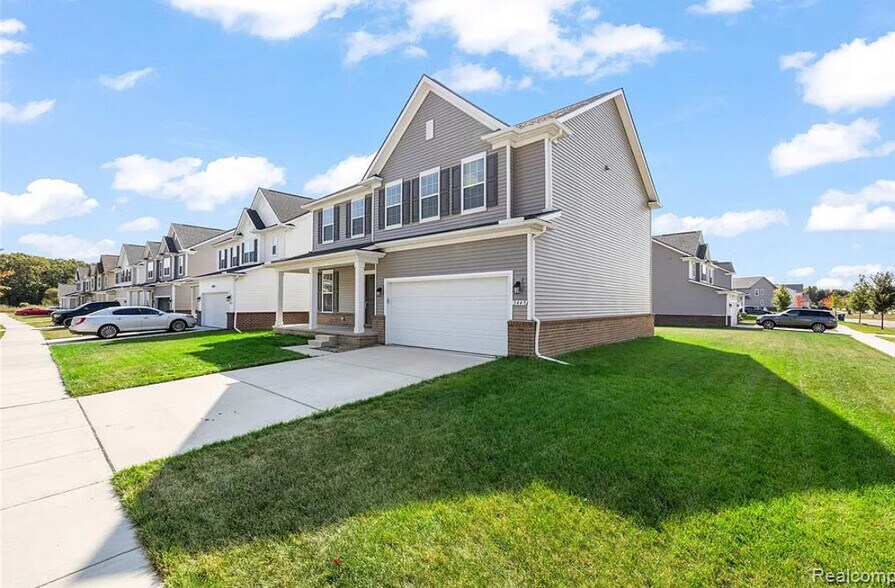 Building Photo - 3449 Haverford Dr