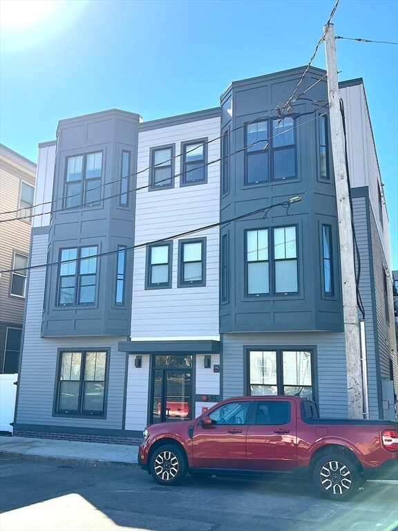 Primary Photo - 95 Prescott St
