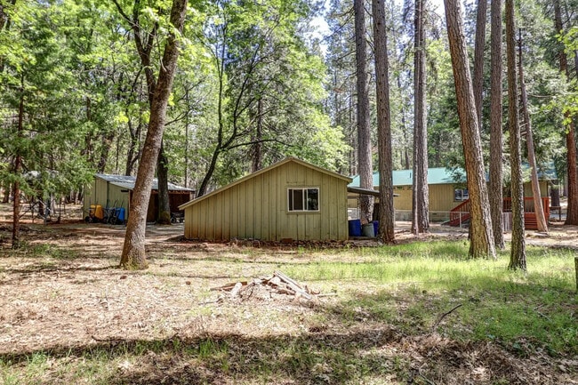 Building Photo - 30408 Whitmore Rd