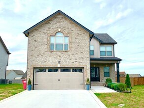 Building Photo - 1376 Apple Blossom Rd
