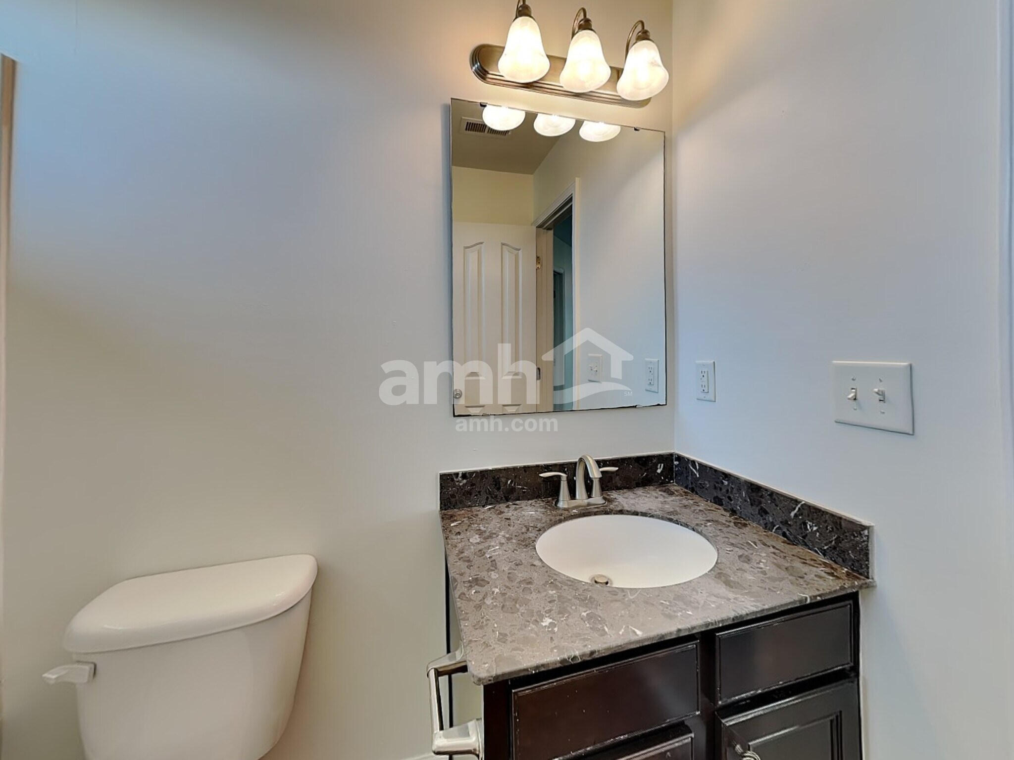 Building Photo - 5312 Roshni Ter