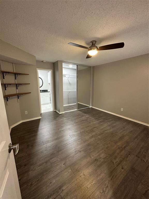 Building Photo - 2300 Old Spanish Trail