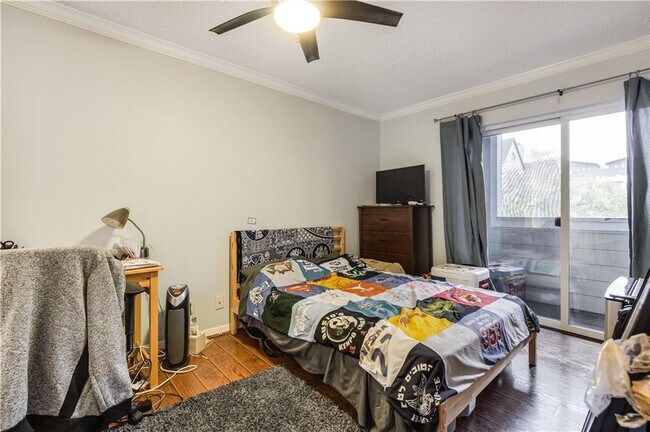 Building Photo - 2510 San Gabriel St