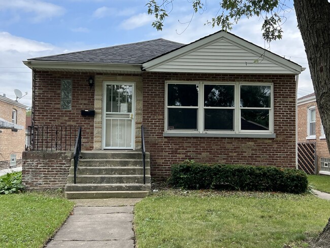 Primary Photo - 14511 Green St