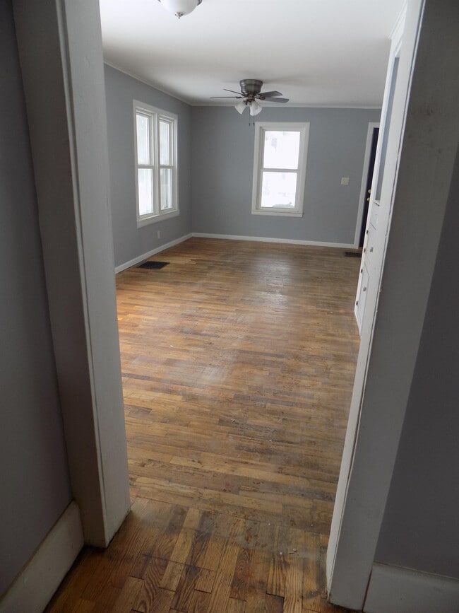 Building Photo - 1214 S Eaton St