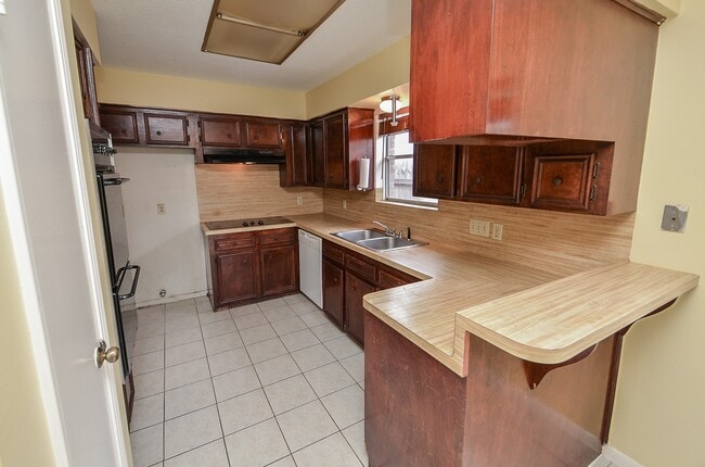 Building Photo - 13107 Northfleet Dr