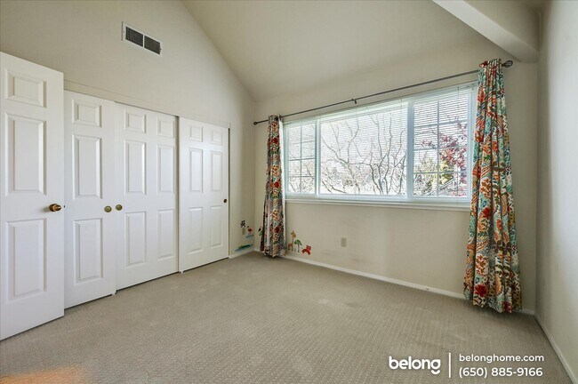 Building Photo - 511 Saint Thomas Ln