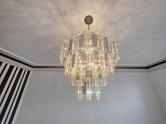 Building Photo - 86 Keer Ave