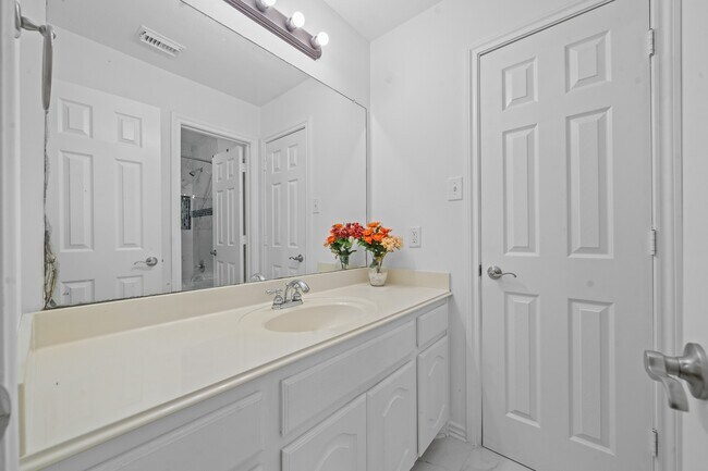 Building Photo - 10926 Wynfield Springs Dr