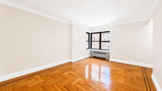 Floorplan - 20 Dongan Place