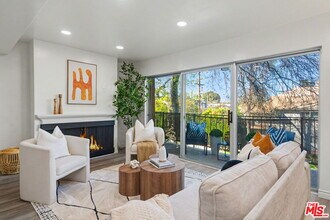 Building Photo - 14850 Hesby St