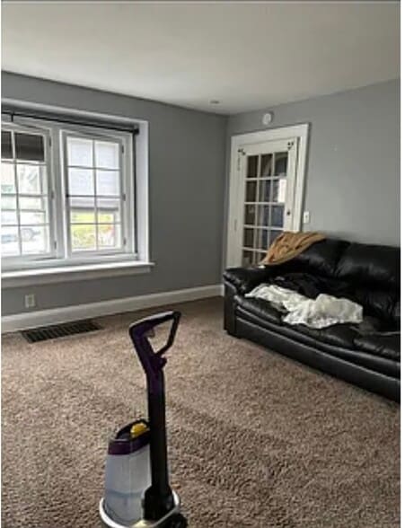 Building Photo - 5 Beverly Ave