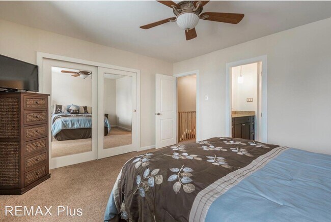 Building Photo - 3 br, 1.5 bath House - 249 Holly Dr.