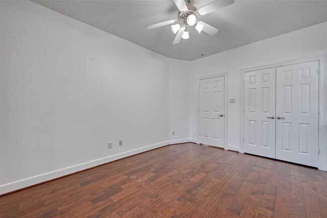 Building Photo - 25510 Autumnwind Ct