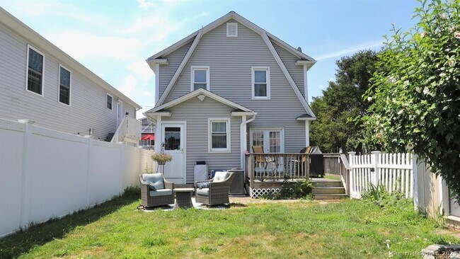 Building Photo - 35 Coolridge Rd