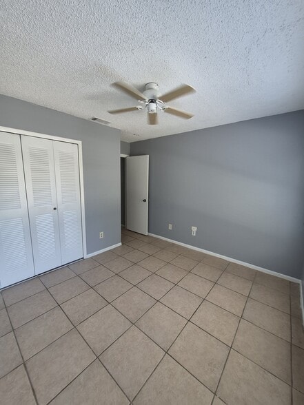 Building Photo - 3013 Wickham Ave