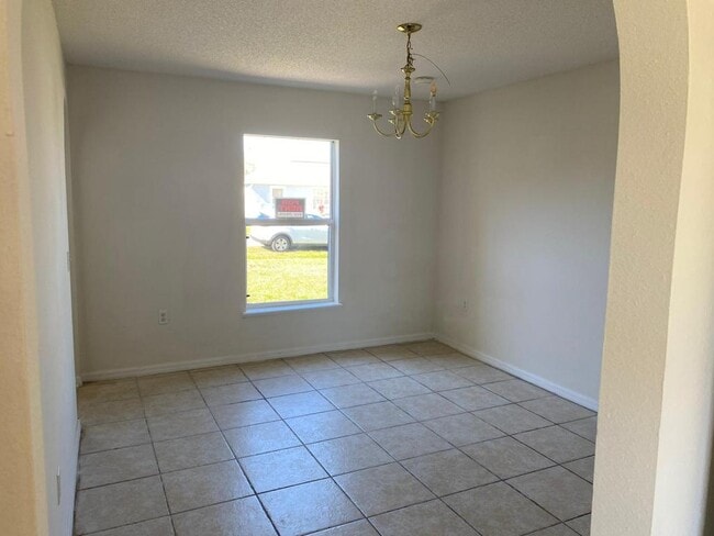 Building Photo - 217 Chadworth Dr